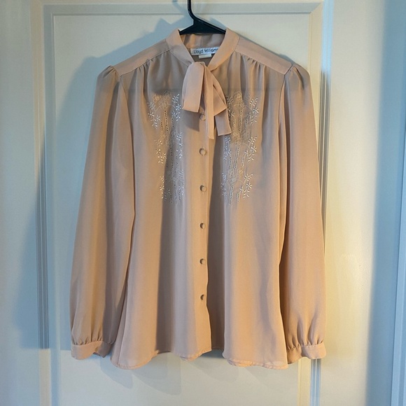 Lloyd Williams Vintage Sheer Floral Embroidery Front Button Up Pussy Bow top, 8 - Picture 6 of 10